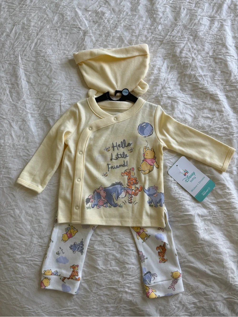 Disney Yellow Winnie the Pooh 'Hello Little Friends' Pajama Set